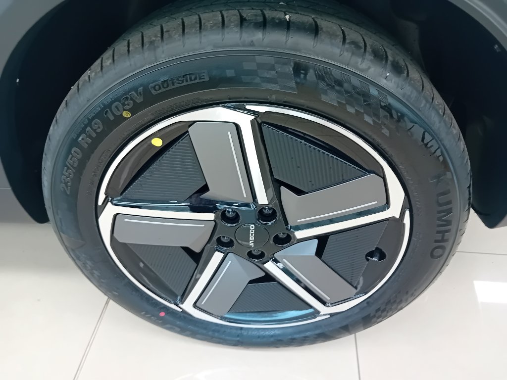 Vozidlo JAECOO J7 PHEV